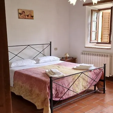 Agriturismo La Piaggia Appartamenti A Vivo dʼOrcia Exterior foto